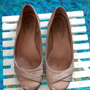 Life Stride Women's Flats/Loafers Tan Minimalist Office Yearround GUC